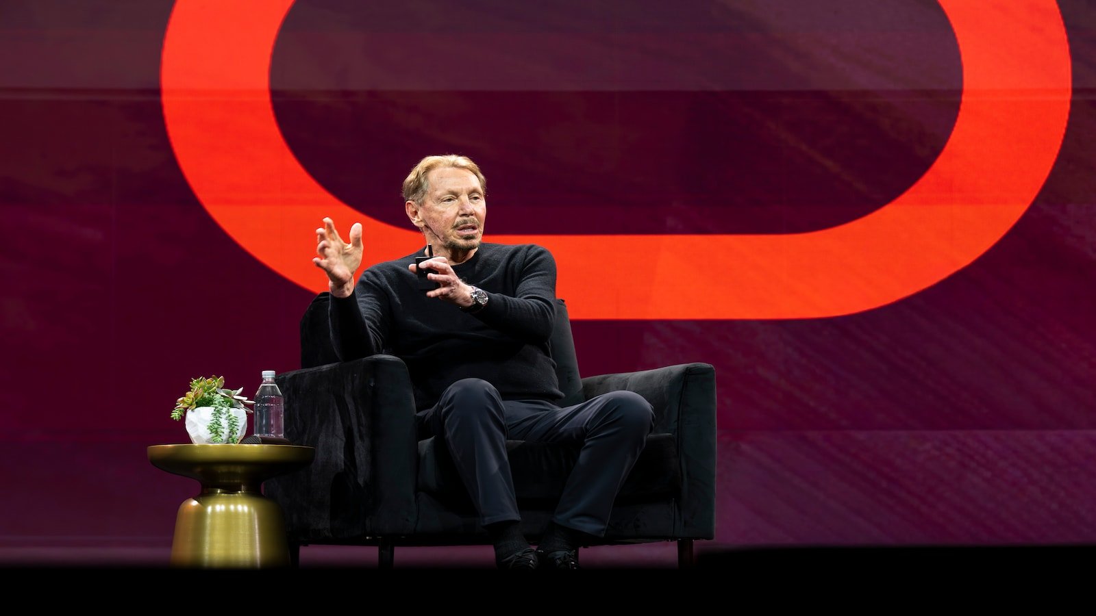 Oracle’s Larry Ellison cancels plan to sell up to 50 million shares