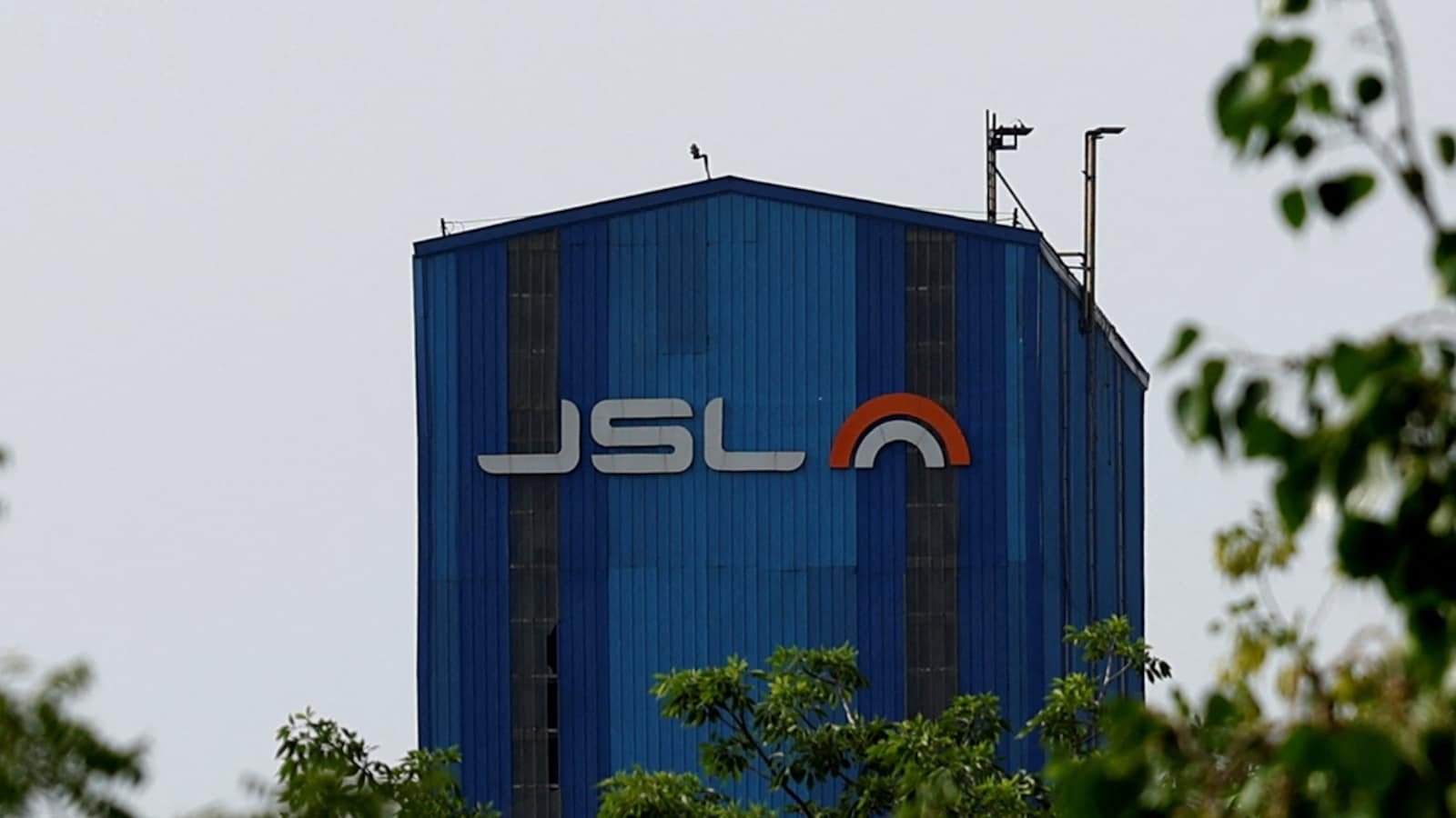 Jindal Steel enters Guinness World Records with 1.85-km road built from steel slag