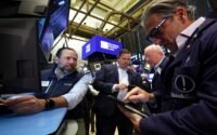 US stocks advance as jobs data dims prospect of Fed rate hike