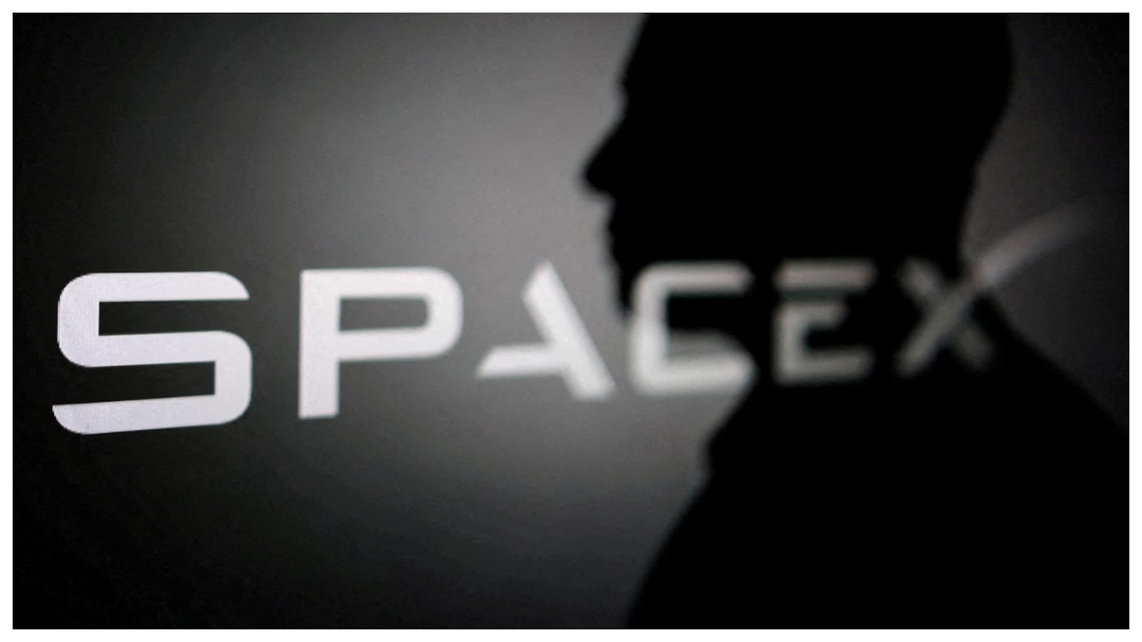 Trump buys up to $50,000 in SpaceX shares, sells up to $15,000 days later
