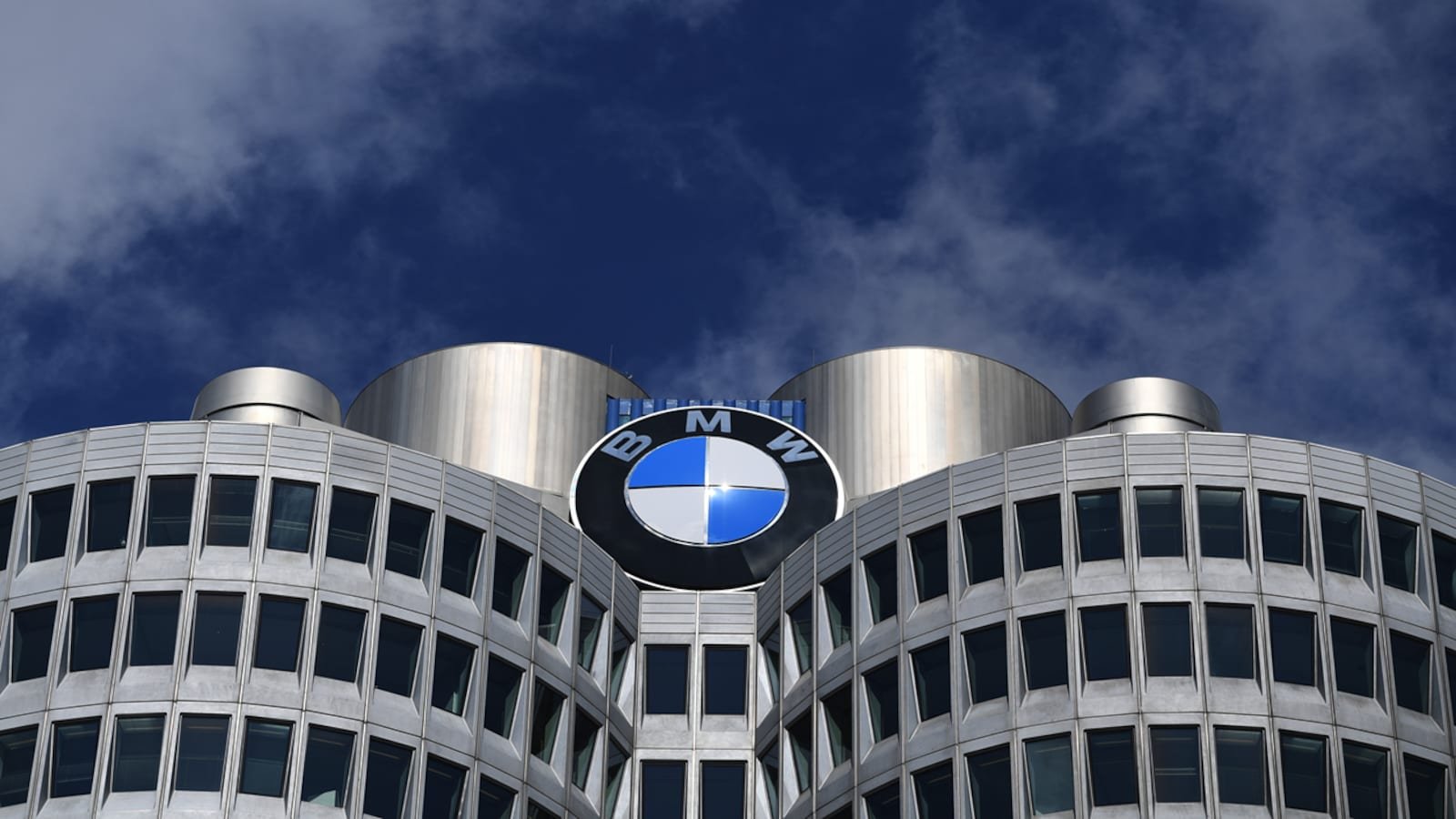 BMW to use AI to cut 20% of senior management roles, plans around 100 job cuts