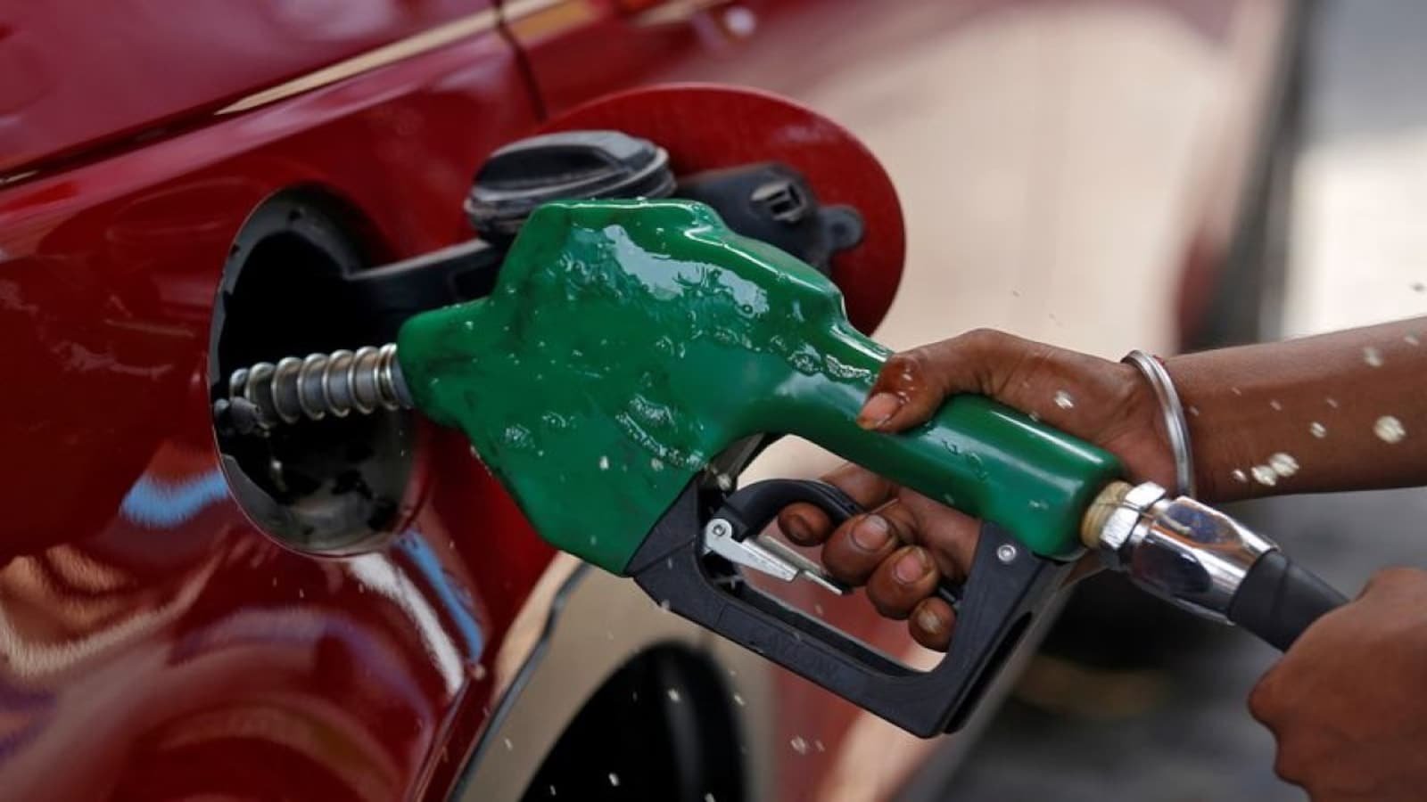 India to keep up diesel exports as US ban prospect roils market
